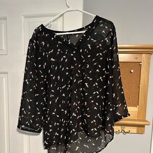 Women’s Maurice’s top